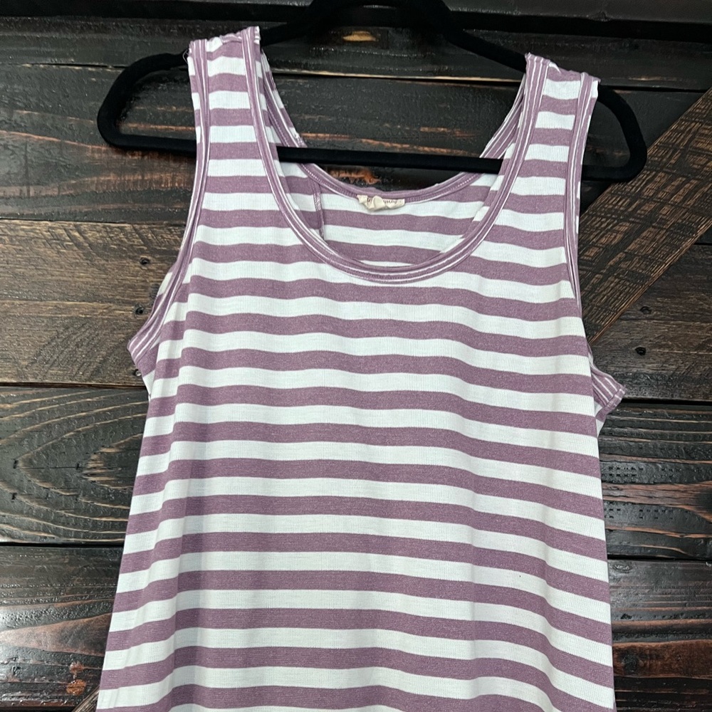 Hem n Thread tank
